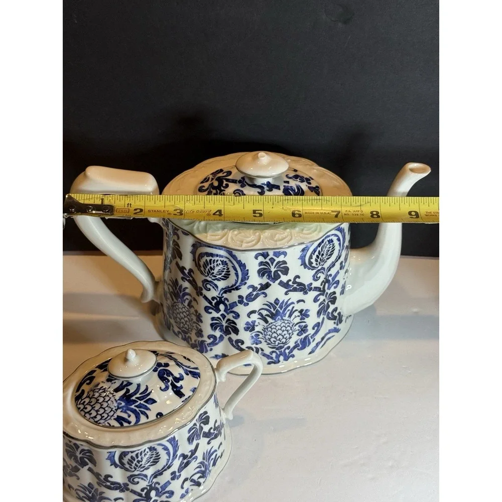 Grace's Teaware Blue & White Porcelain Tea Set – Teapot, Creamer & Sugar Bowl